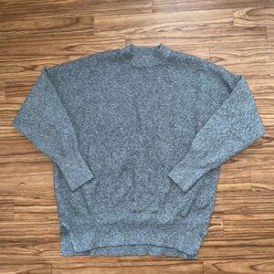 Abercrombie & Fitch Women's Gray Crewneck Sweater